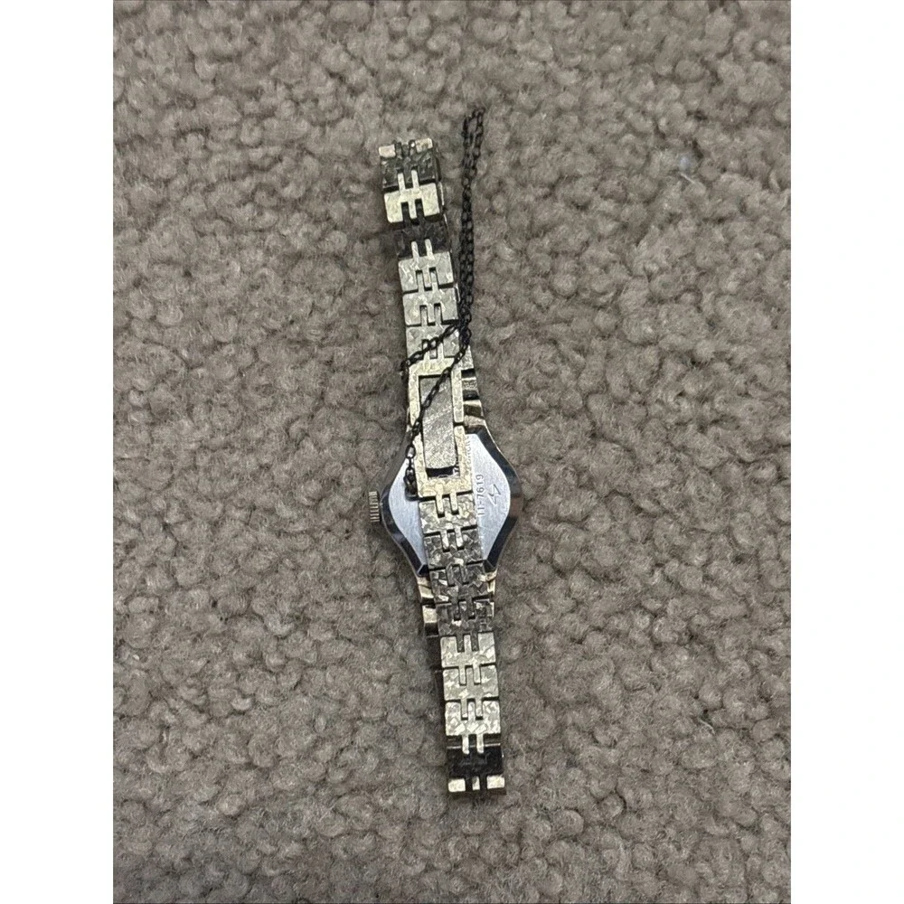 Vintage Seiko Watch 11-7619 Women Hand Winding Mechanical Gold Tone Oval 5.75